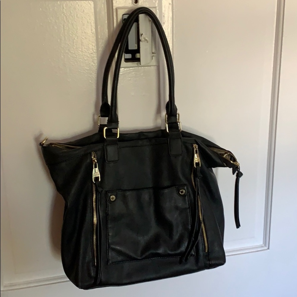 Black Steve Madden purse
